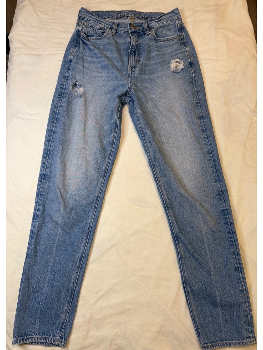 AE Mom Jeans 00